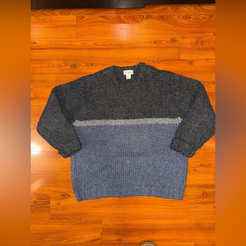 L.L. Bean Men's 100% Lamb wool Crewneck Sweater